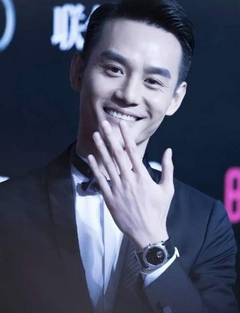 明星的手图片大全,揭秘明星们的独特手势魅力