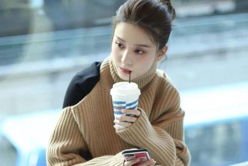 关思婷家庭背景,出身名门，传承家族荣耀的杰出女性