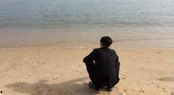 张艺兴背影图片,光影交织下的青春旋律