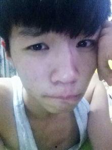 男生生活照洗澡自拍,揭秘男生生活照中的洗澡自拍奥秘