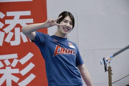 王奕明生活照,生活照中的魅力瞬间