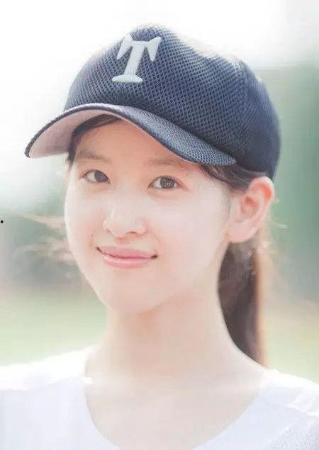 王奕明生活照,生活照中的魅力瞬间