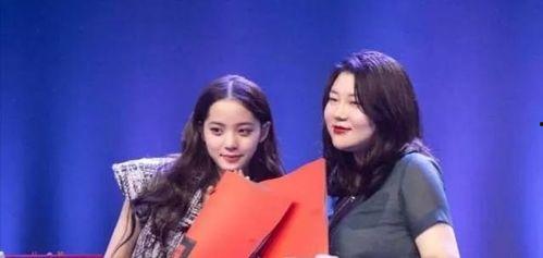 就系娱乐,揭秘网红文化背后的魅力与争议