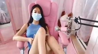 女主播直播房,女主播直播房的奇幻之旅