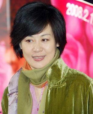 萧红梅个人资料,才华横溢的作家与坚韧不拔的女性